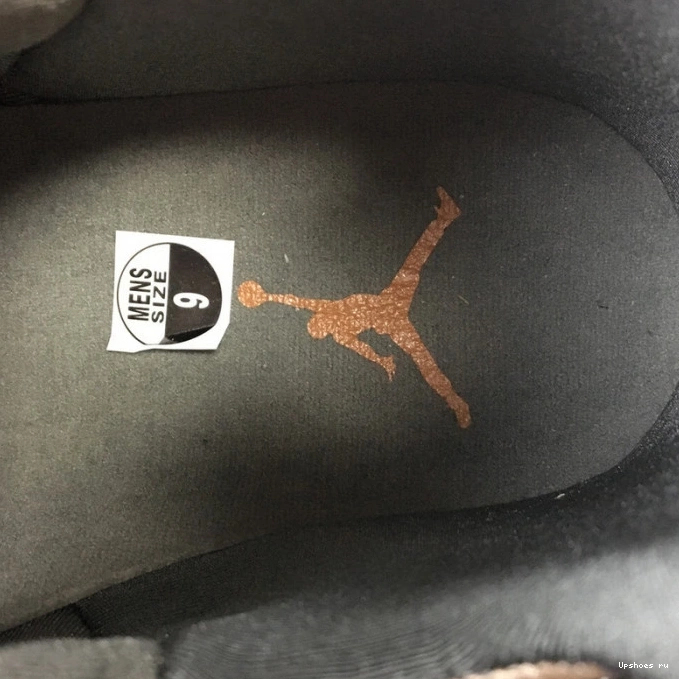 X “ICICLE” 7 AIR PATTA AT3375-100 JORDAN 1222